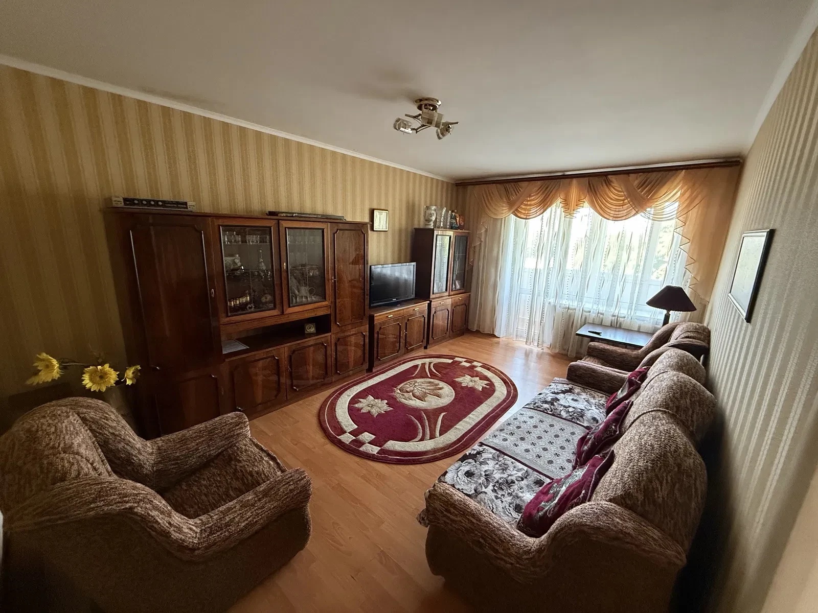 Глухів: 3-кімнатна квартира, єВідновлення - фото 2