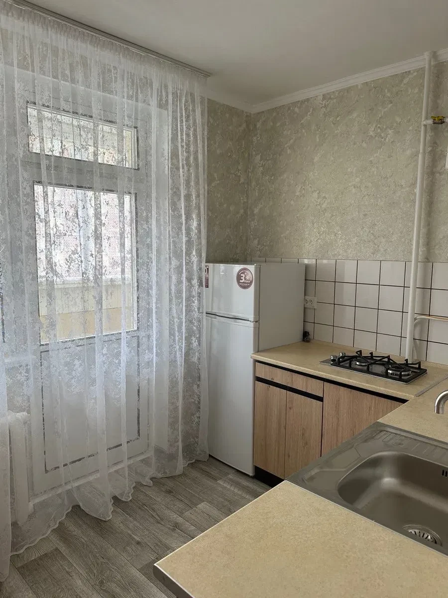 1-кімнатна квартира у ЖК Болгарбуд: косметичний ремонт, балкон - фото 4