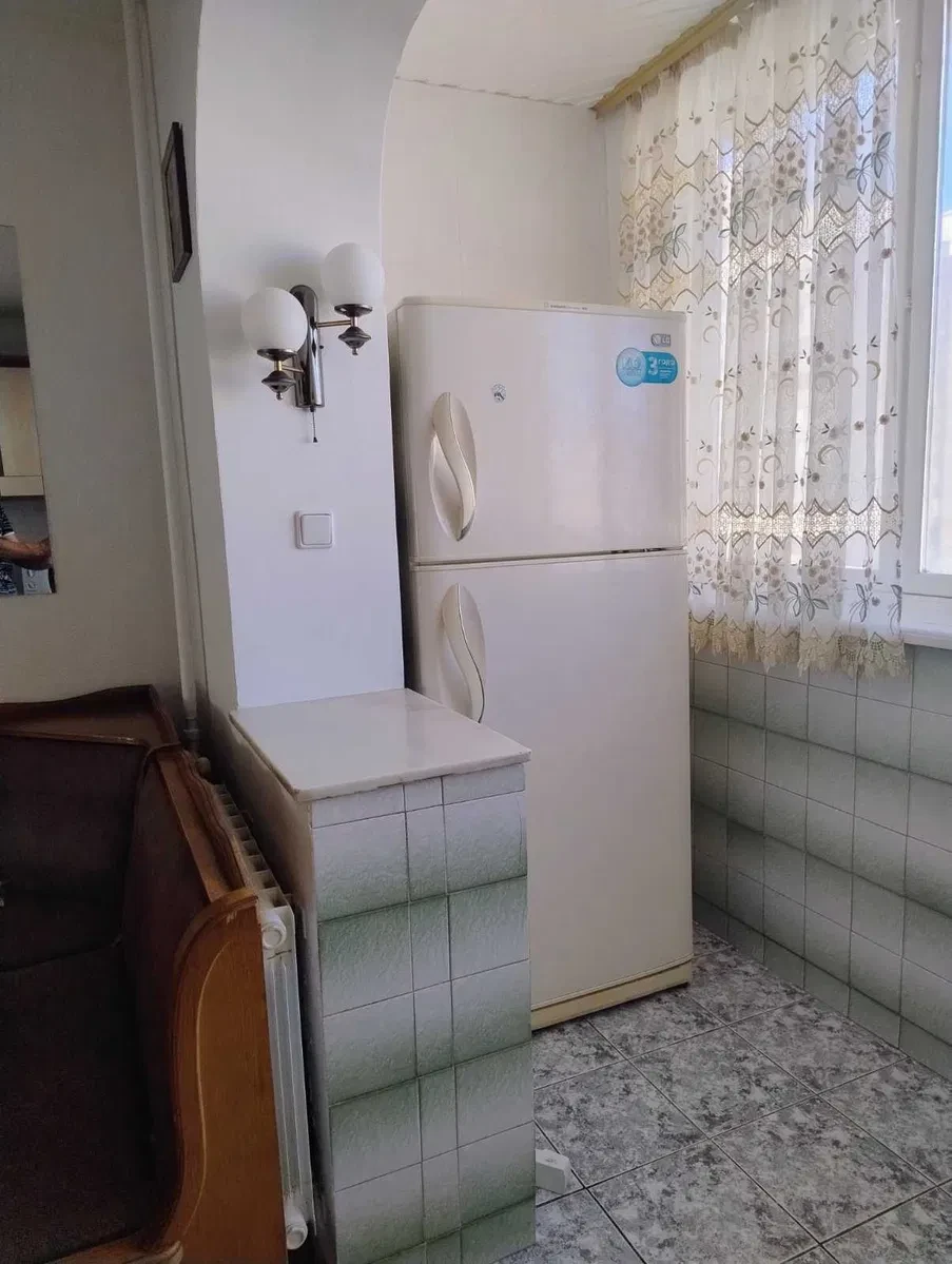 2-кімнатна квартира, Дарницький: генератор, метро Позняки за 6 хвилин, фото 3