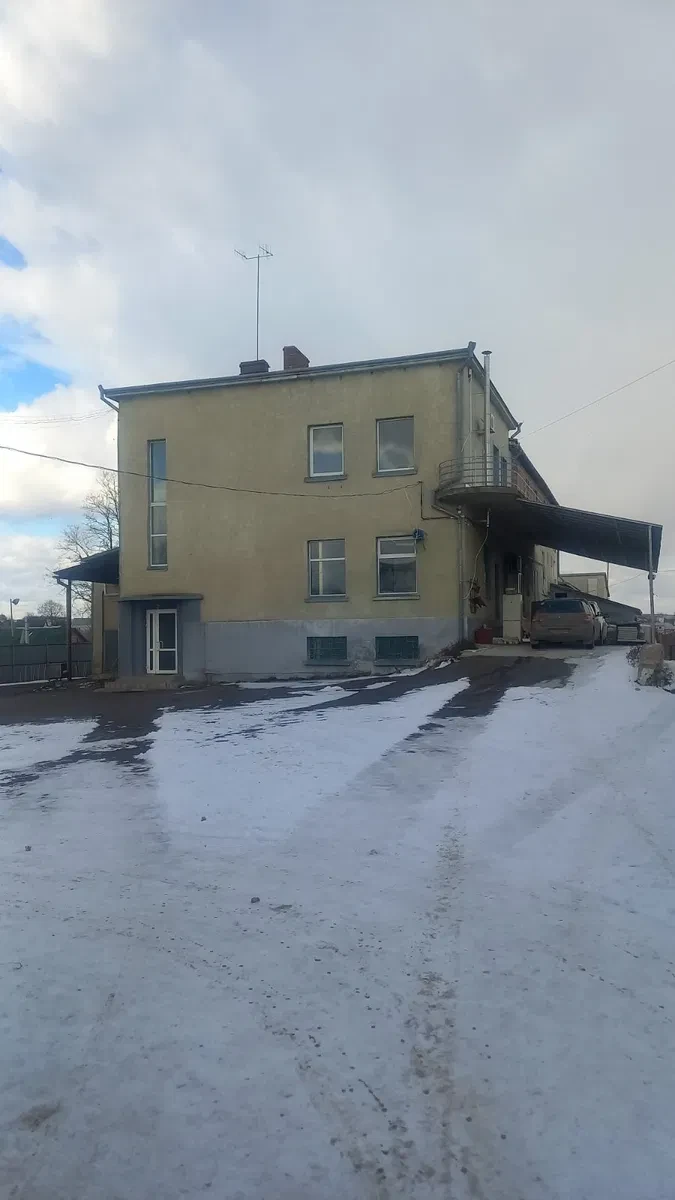 Завод, Ременов: скважина с осмосом, 1 га земли в собственности - фото 1