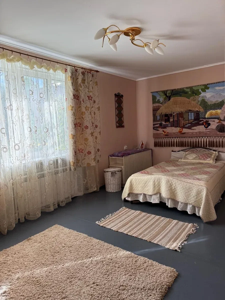 3-кімнатна квартира, Кам'янець-Подільський: два балкони, сонячна сторона