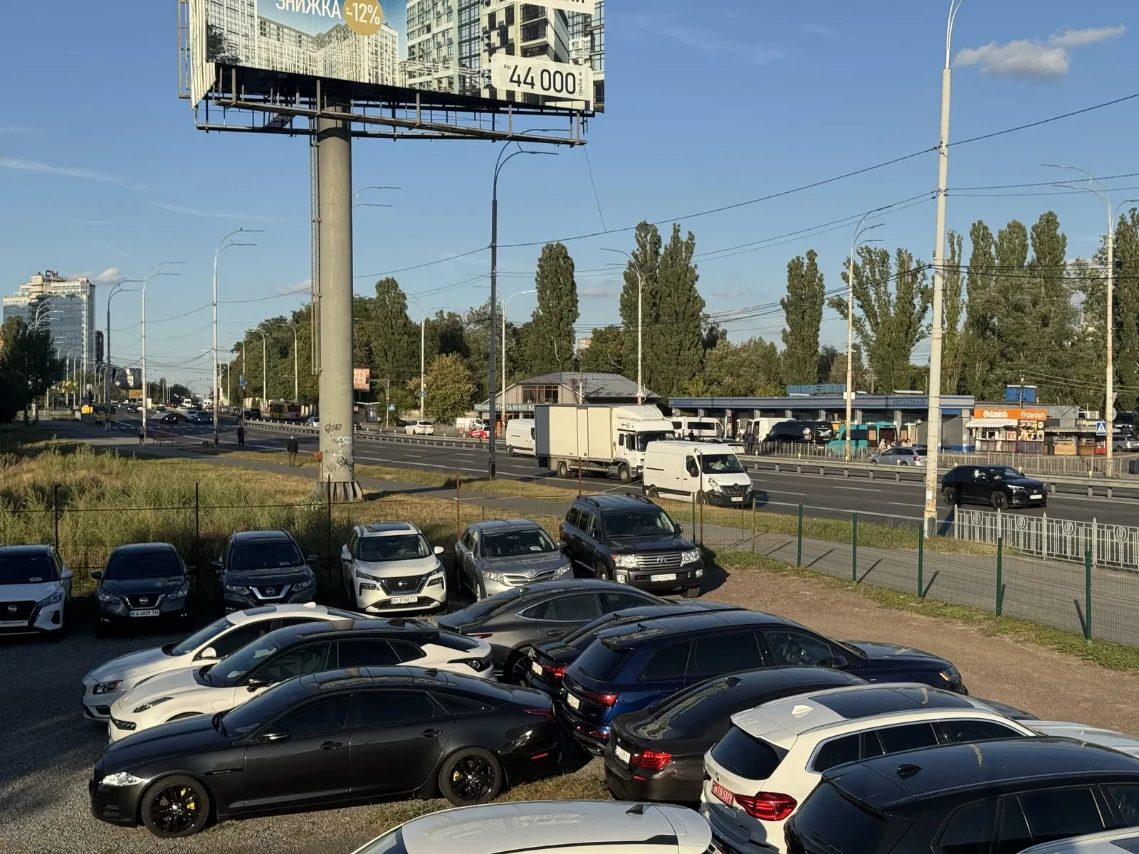 Ділянка 10 соток, Голосіївський: до 30 авто, охорона 24/7 - фото 2