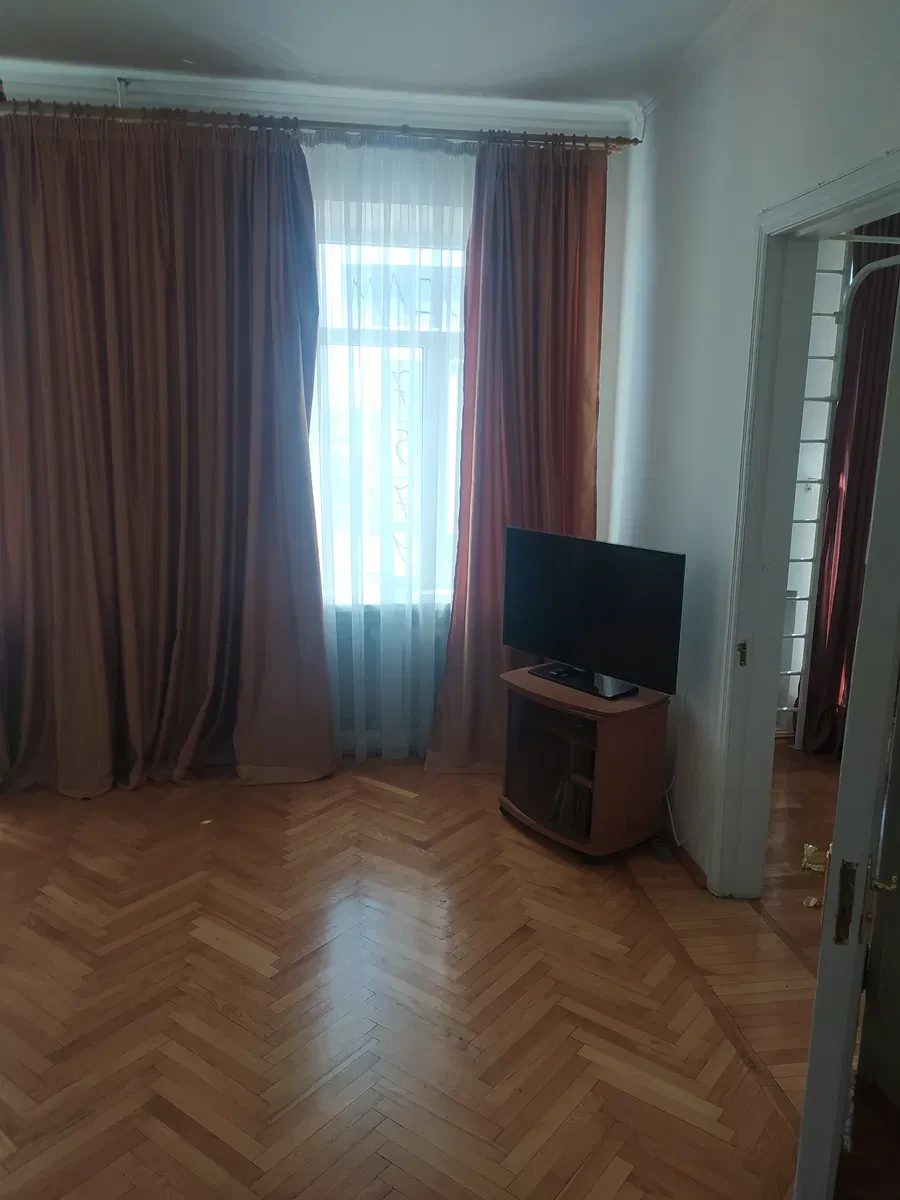 3-кімнатна квартира, Центр: кухня-студія 22 м², 2 рівні - фото 3