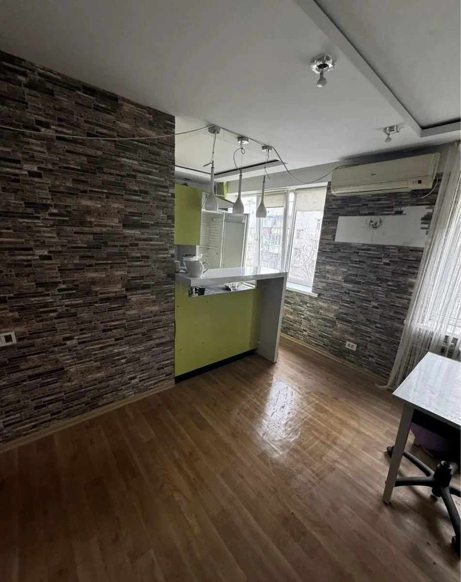 2-кімнатна квартира, Артема: кухня 20 м², вільне планування, фото 2
