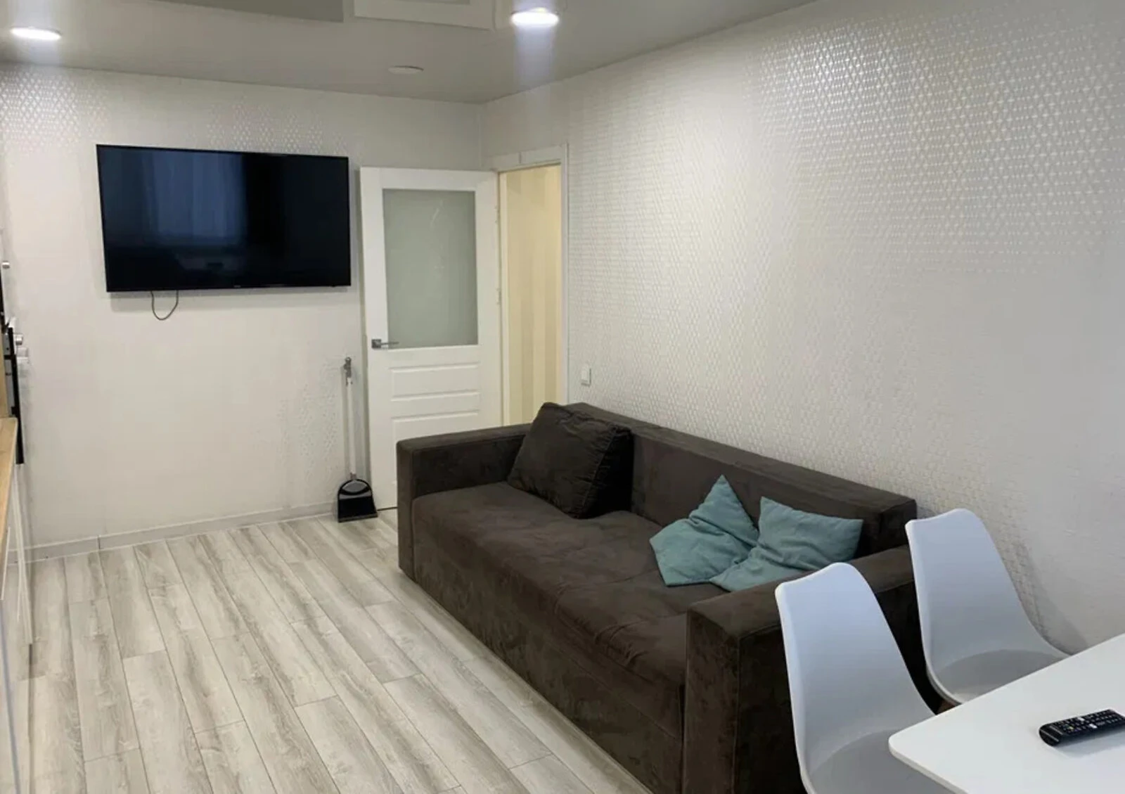 3-кімнатна квартира, Павлове Поле: метро 23 Серпня, посудомийна машина - фото 1