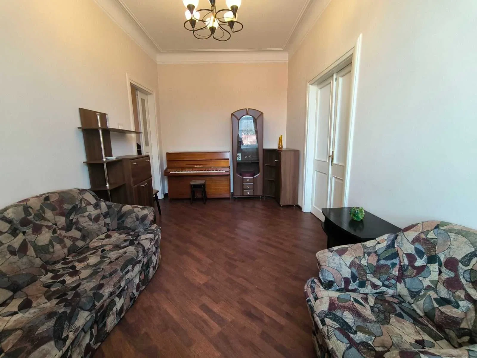 2-кімнатна квартира, Франківський: біля Політехніки, великий балкон, фото 3