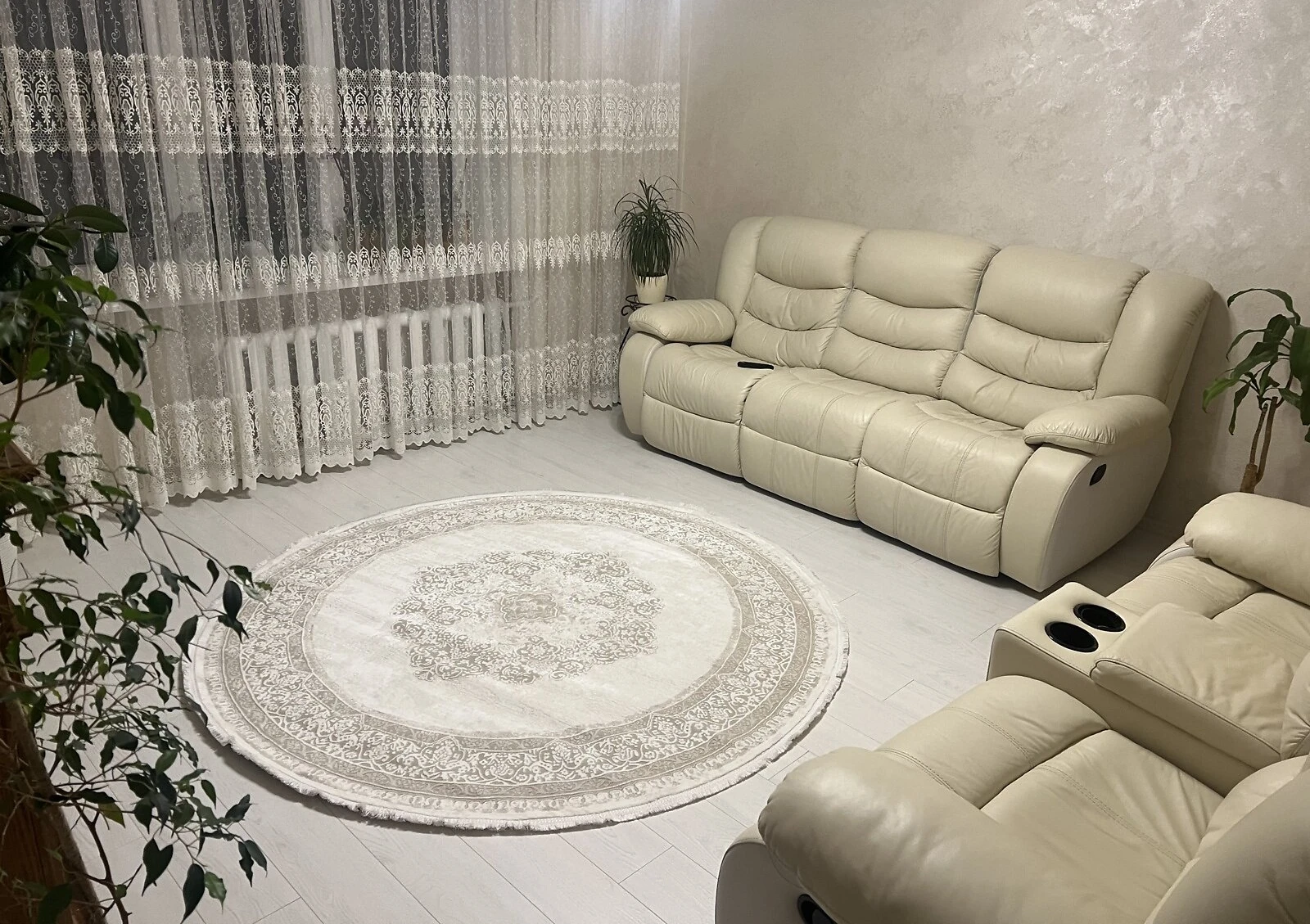 4-кімнатна квартира, 40 мікрорайон: євроремонт, чешка - фото 2