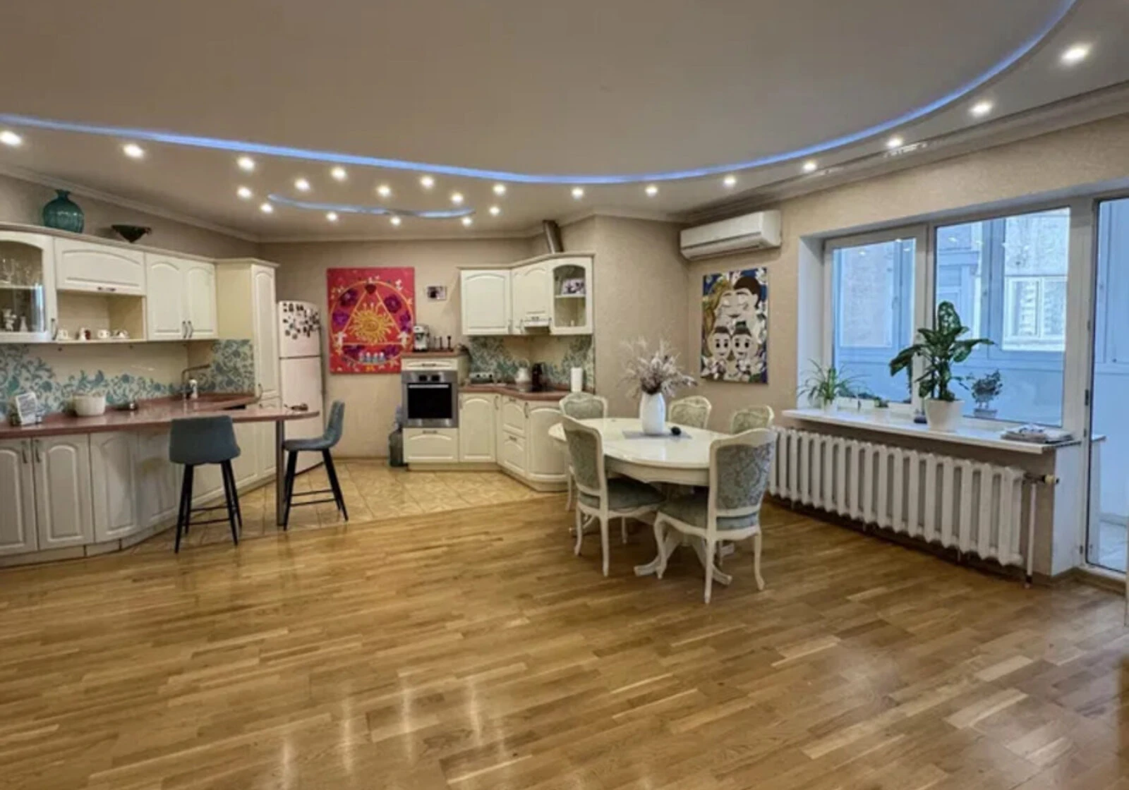 3-комнатная квартира, Позняки: дизайнерский ремонт, 2 санузла - фото 1