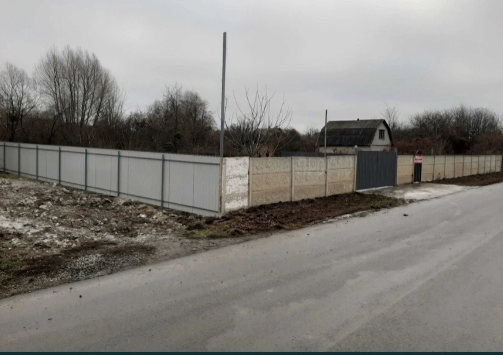 Ділянка 13.5 соток, Вороніна: природне озеро, вихід до водоймища