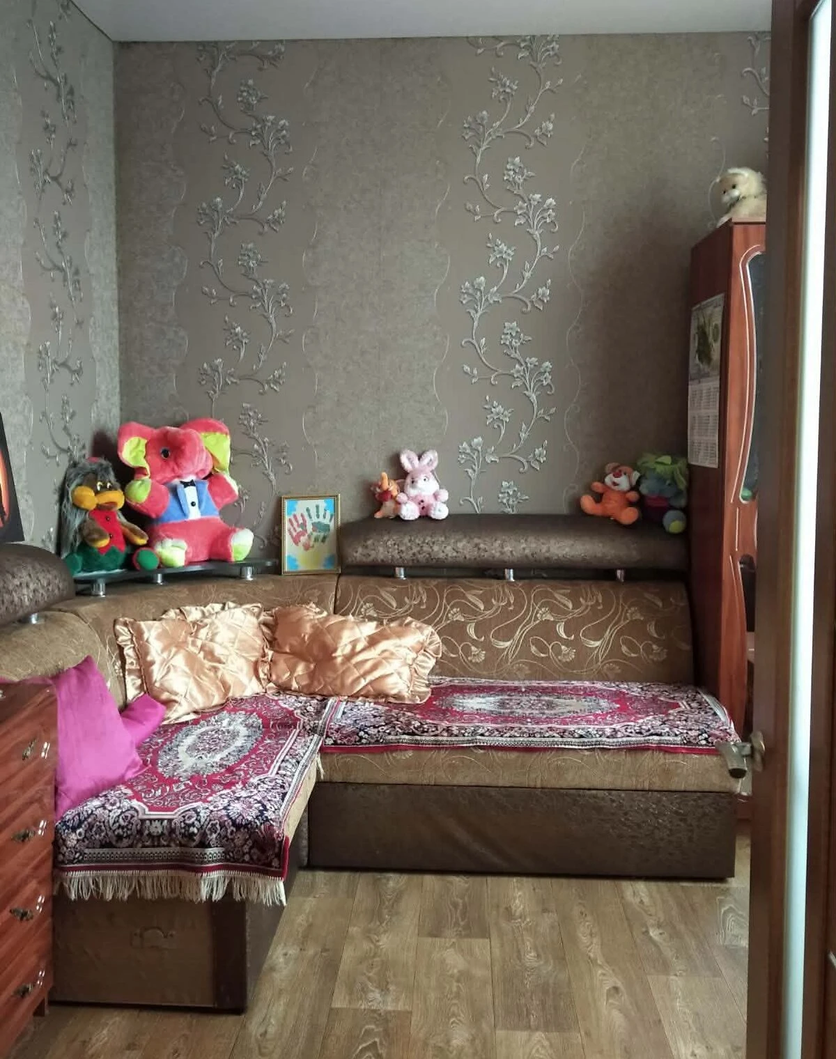 2-кімнатна квартира, Нові Білокоровичі: опалення без світла - фото 4