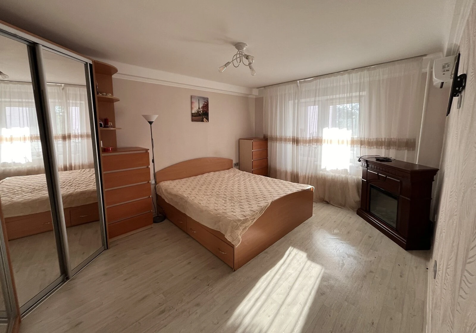 2-кімнатна квартира, Лісовий Масив: вода й опалення без світла - фото 1