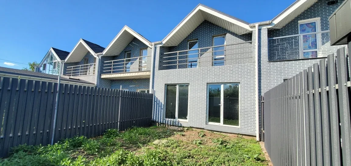 Таунхаус, Вознесенівський: набережна, паркінг на 2 автомобілі - фото 1