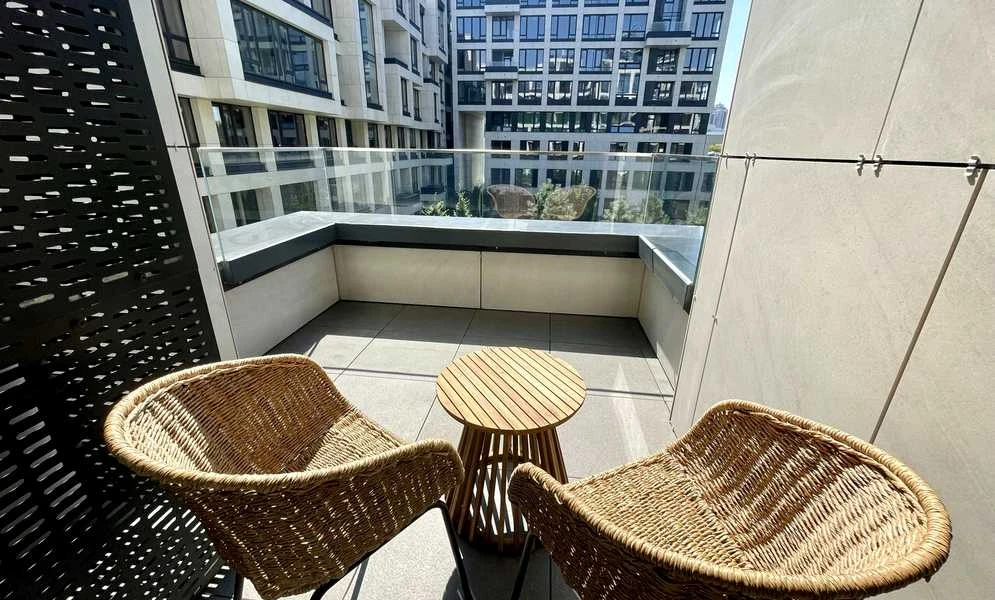 1-кімнатна квартира у ЖК Unit Home: власна тераса, авторський ремонт, фото 5