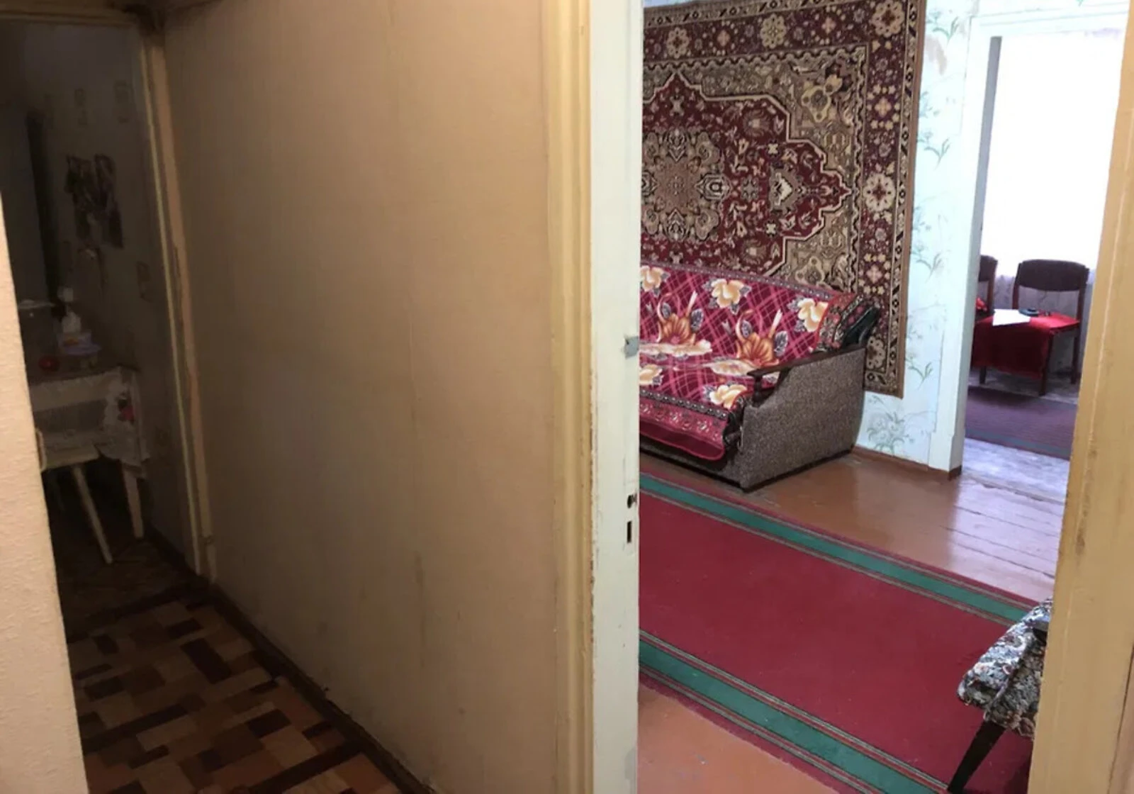 2-кімнатна квартира, Павло-Кічкас: кухня 11 м², внутрішній двір - фото 4