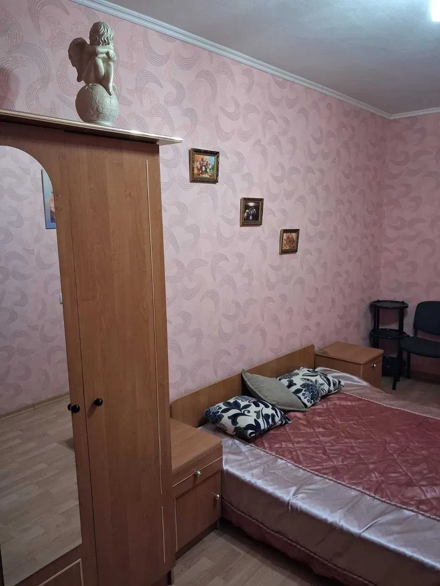 2-комнатная квартира, Шевченковский: косметический ремонт, метро 10 мин, фото 4
