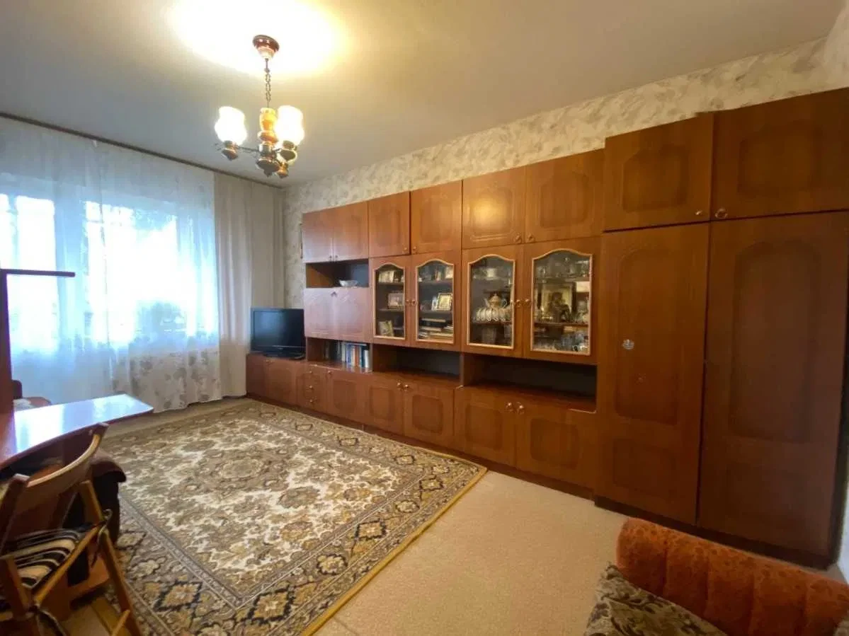 3-кімнатна квартира, Оболонський: вид на озеро Йорданське, метро Оболонь, фото 3