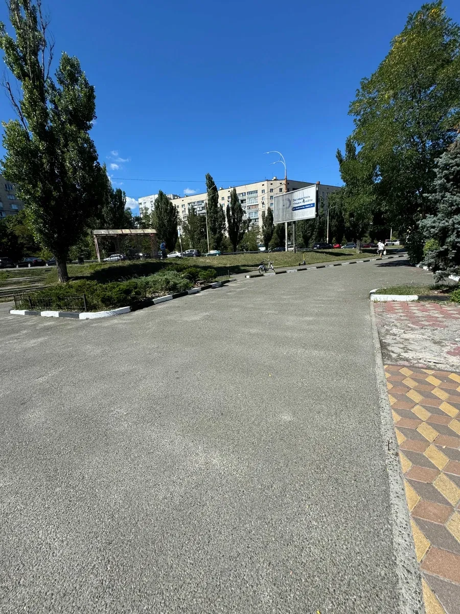 Помещение, Оболонский: фасадное, солнечные панели и аккумуляторы, фото 3