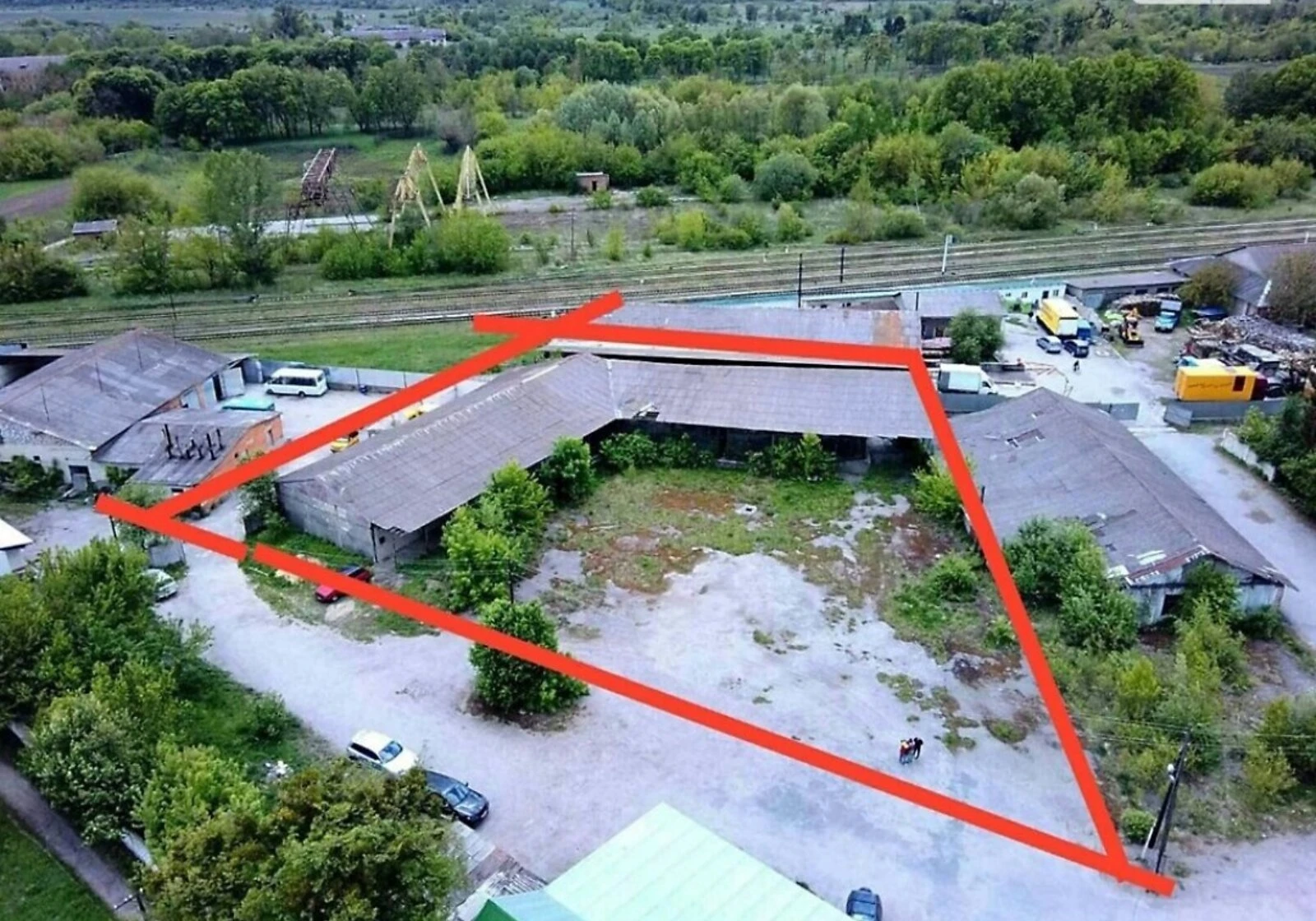 Приміщення, Ізяслав: для автосервісу, відкрита стоянка - фото 2