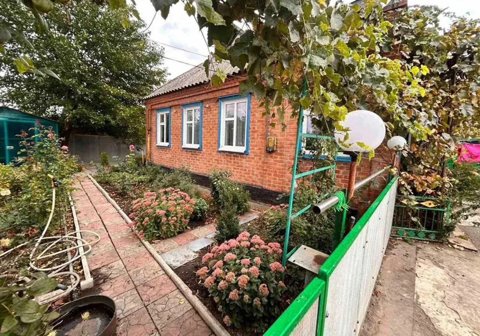 Будинок, Халтурине: гараж, 25 соток, літня кухня - фото 1