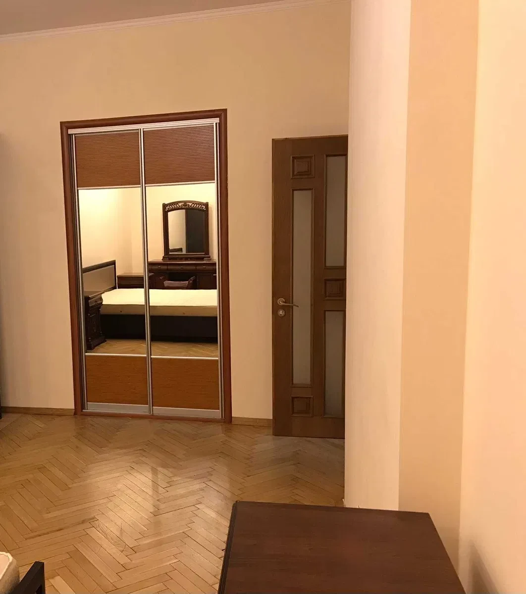 2-кімнатна квартира, Галицький: євроремонт, кондиціонери - фото 3
