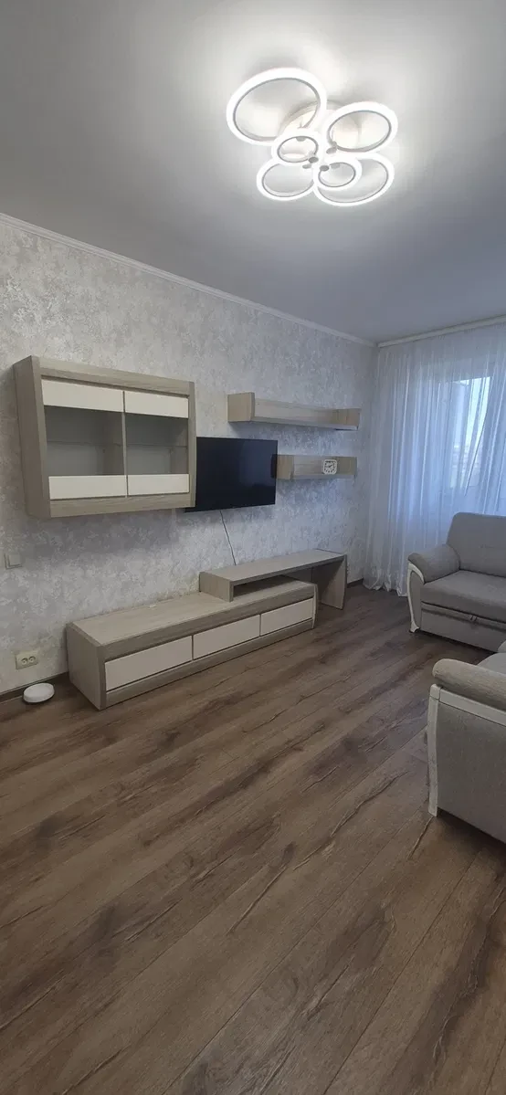 3-комнатная квартира, Ирпень: отопление без света, большой балкон, фото 5