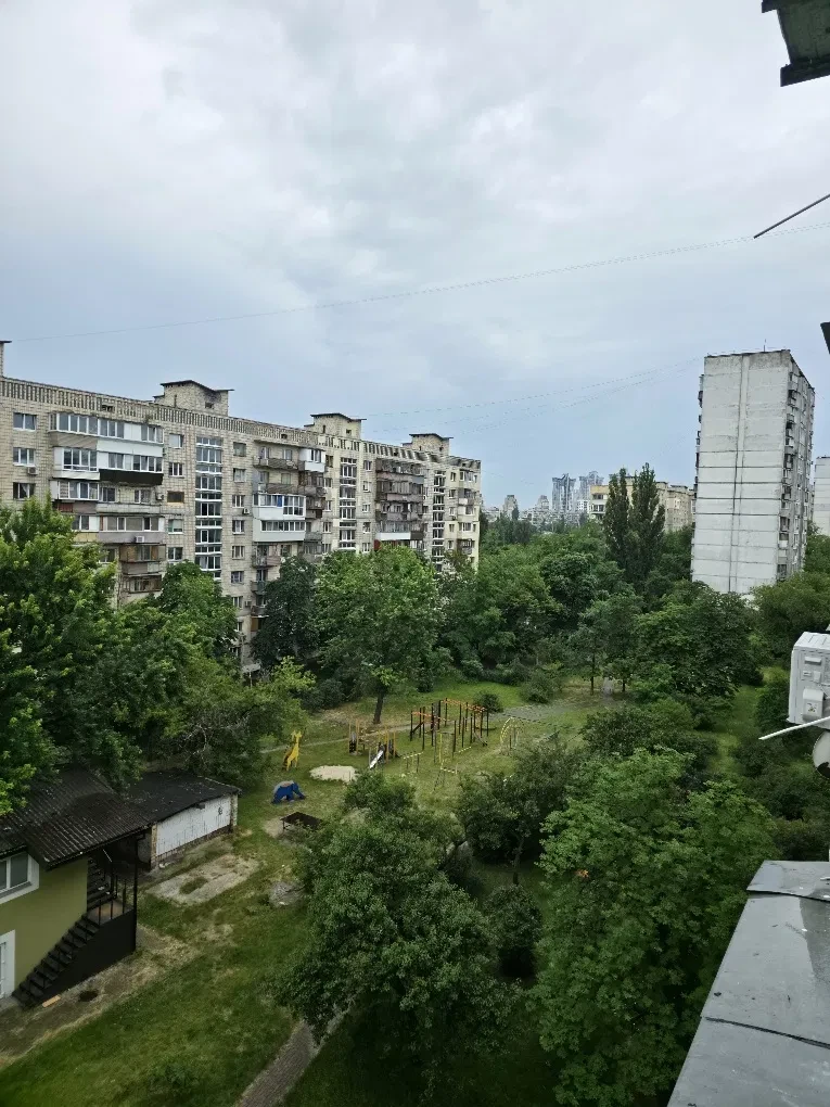 3-комнатная квартира, Днепровский: под ремонт, Русановка, фото 3