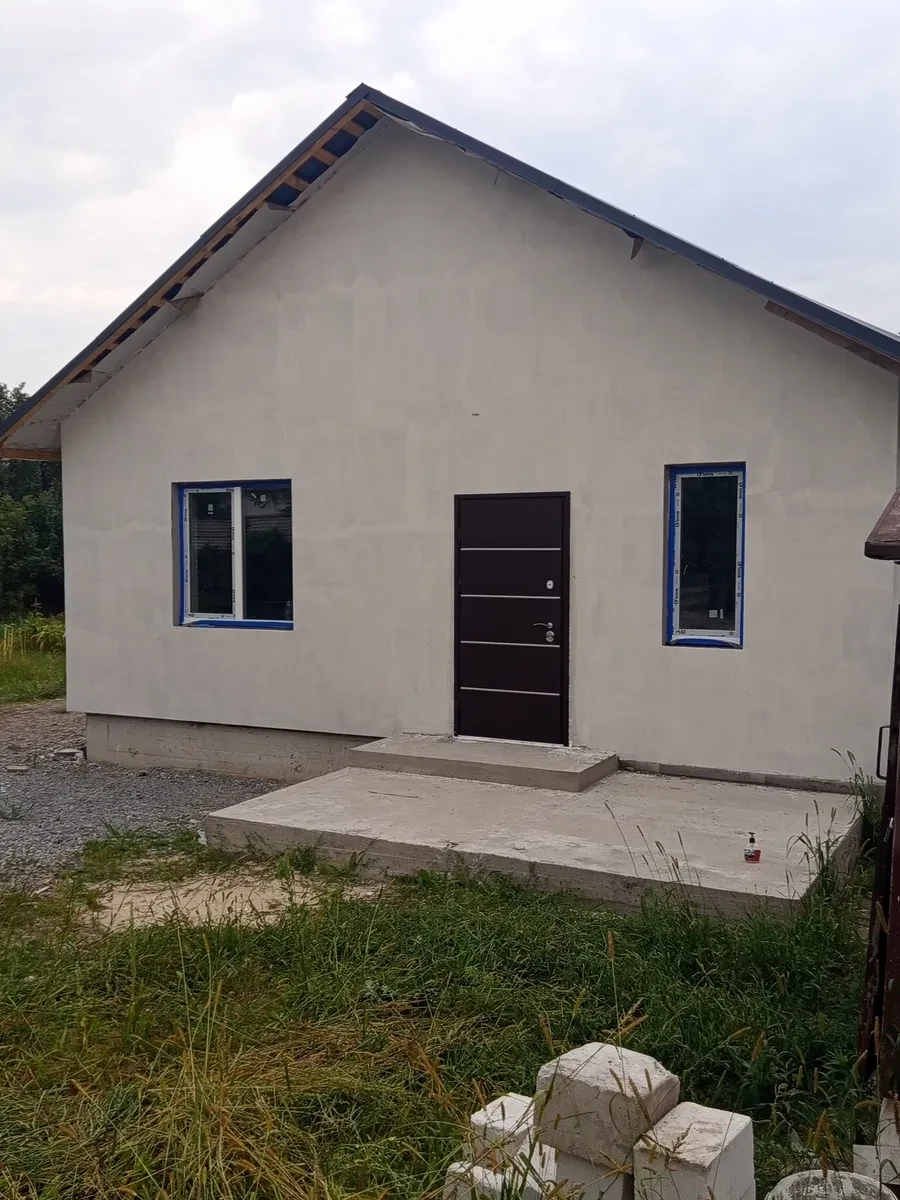 Будинок, Крошня: без внутрішніх робіт, газ біля ділянки