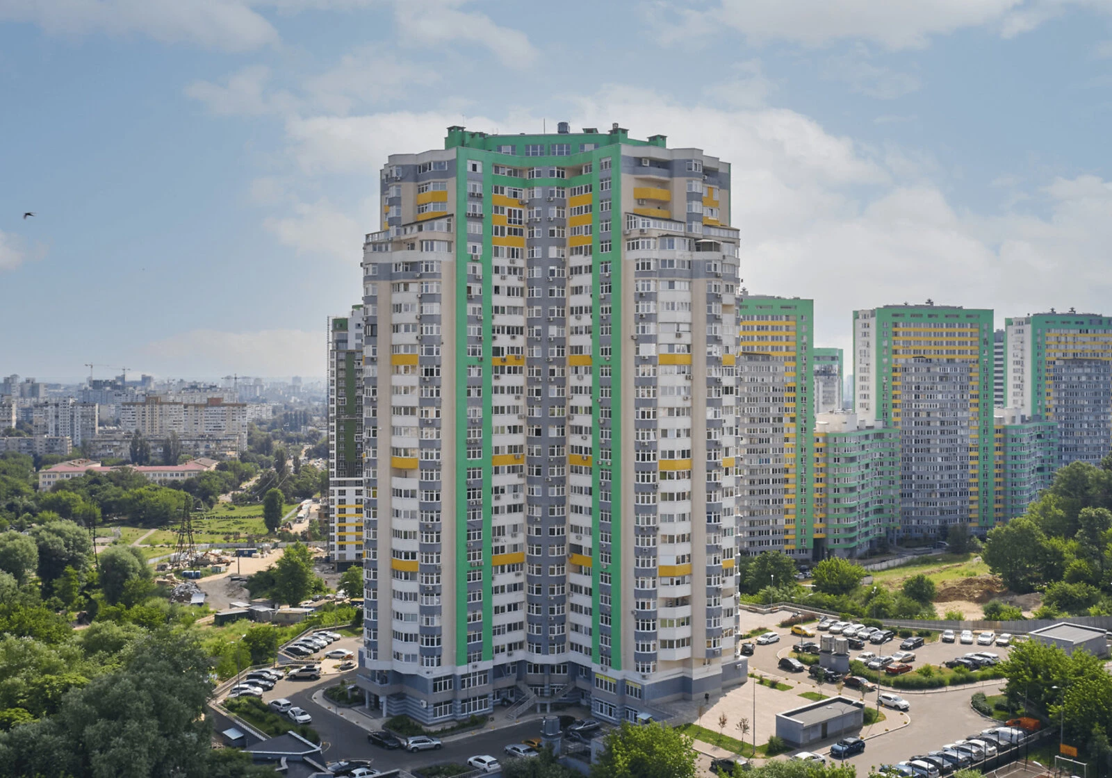 2-кімнатна квартира, Вітряні Гори: кухня 16 м², закритий двір - фото 1