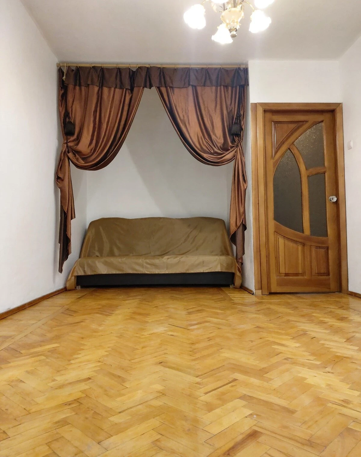 2-комнатная квартира, Вишенка: дизайнерский ремонт, тепло без света - фото 1