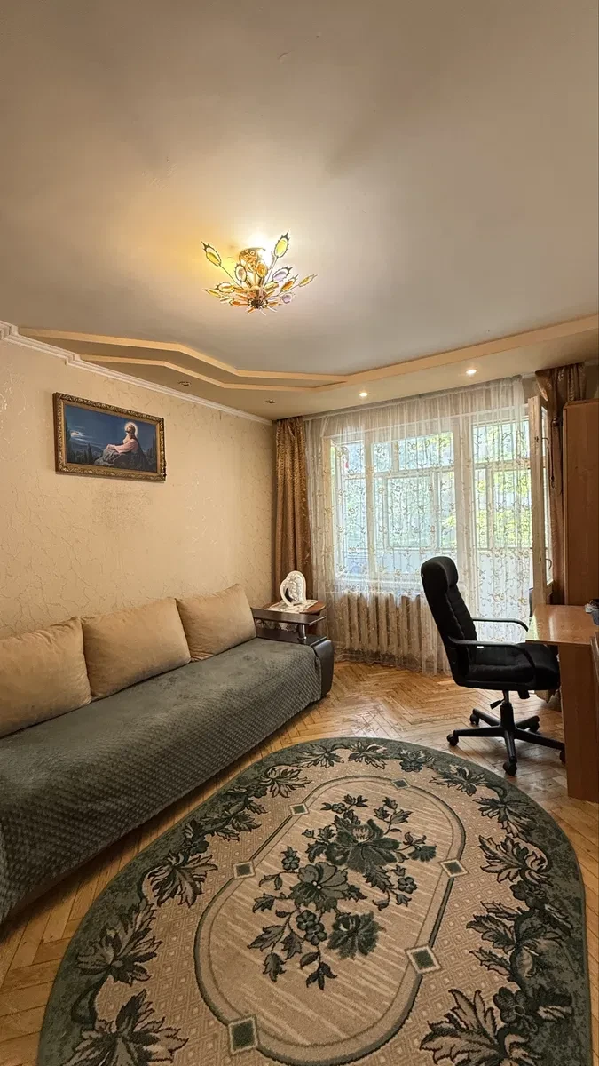 3-комнатная квартира, Франковский: гостиная 7,3 м², 3 подвала, фото 5