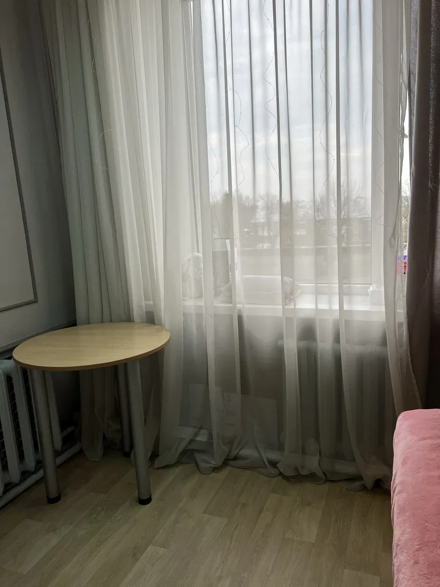 Місце в кабінеті, Хмельницьке шосе: кушетка, світло не вимикають, фото 3