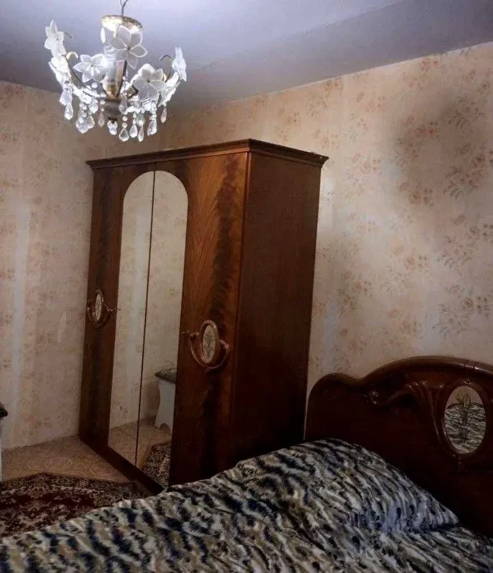 2-кімнатна квартира, Хаджибейський: техніка й меблі, балкон - фото 2