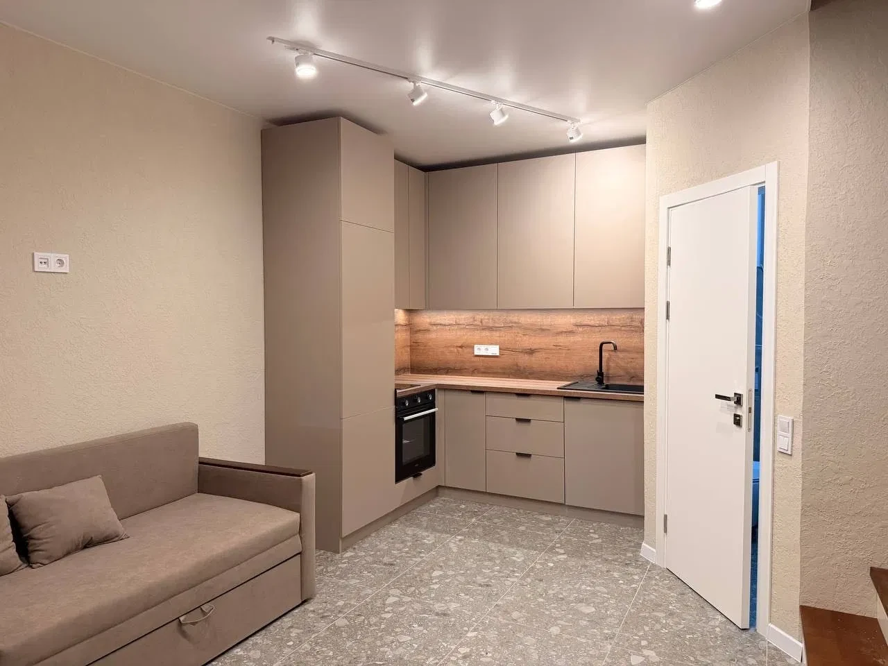 Таунхаус, Белогородка: двор 20 м², паркинг, єОселя, фото 5