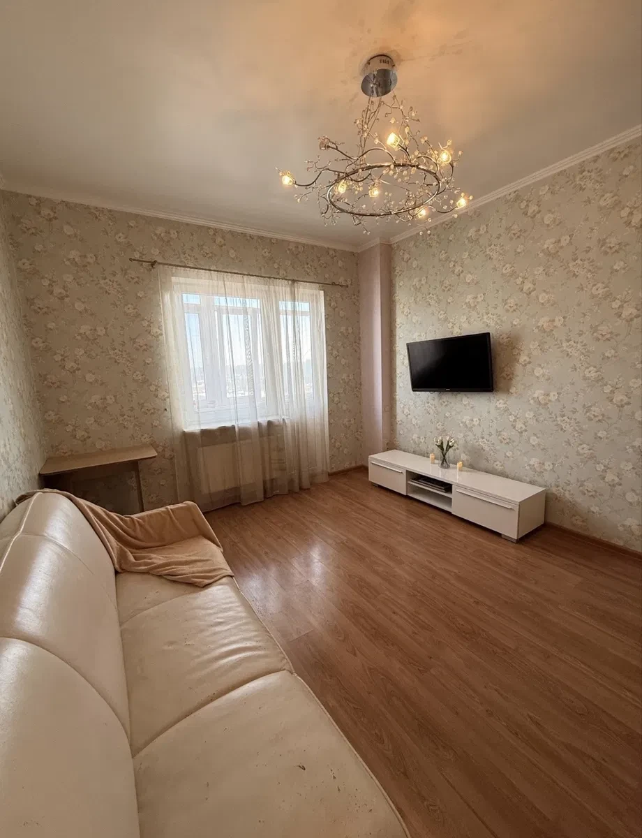 4-кімнатна квартира, Ірпінь: авторський ремонт, генератор, паркомісце - фото 2