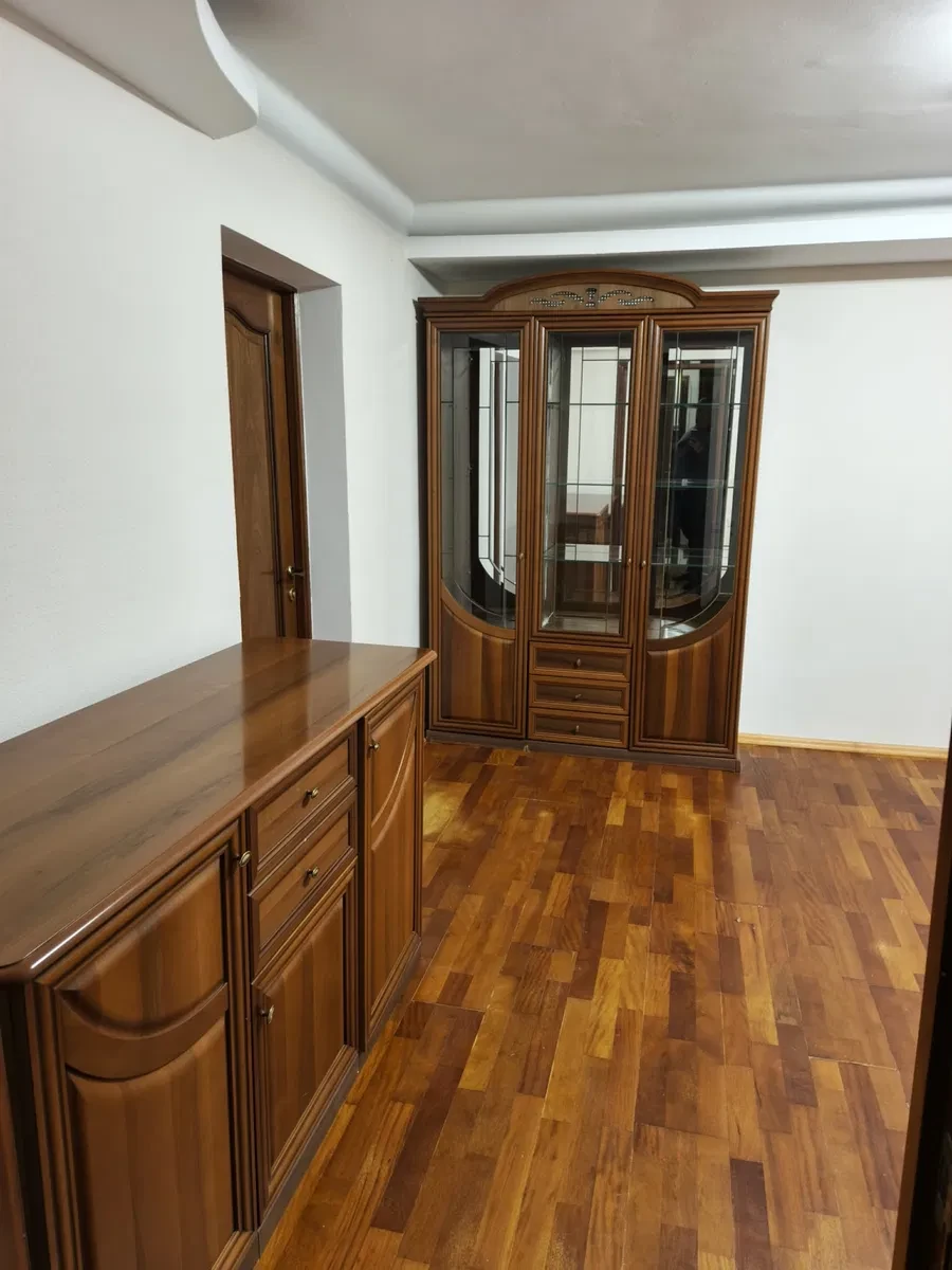 2-комнатная квартира, Печерский: первая аренда, резервное питание - фото 2