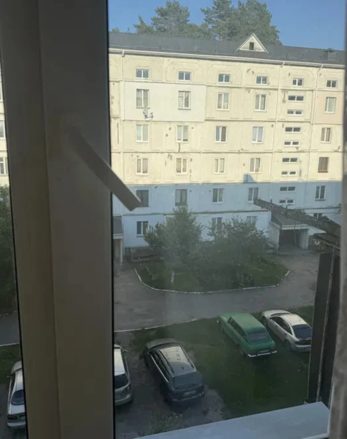 3-кімнатна квартира, Гончарівське: можливий торг, косметичний ремонт, фото 4
