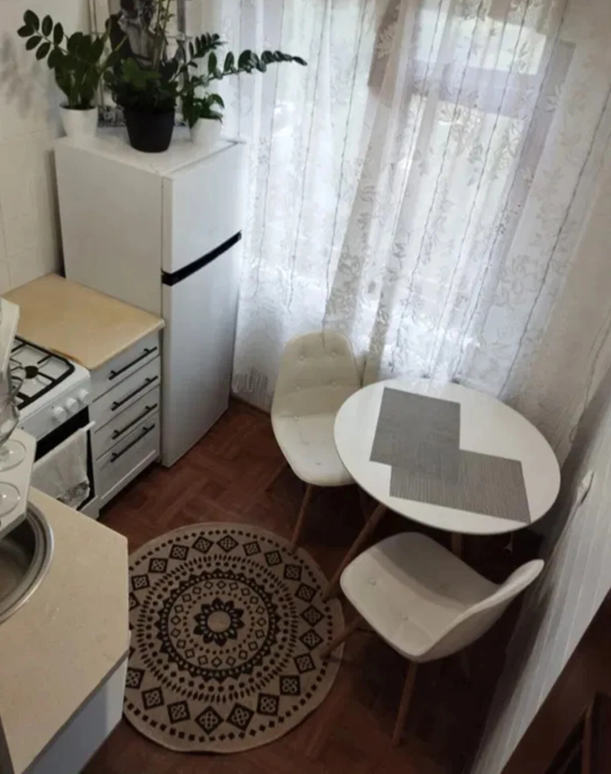 3-кімнатна квартира, Салтівський: внутрішній двір, кухня 7 м² - фото 1
