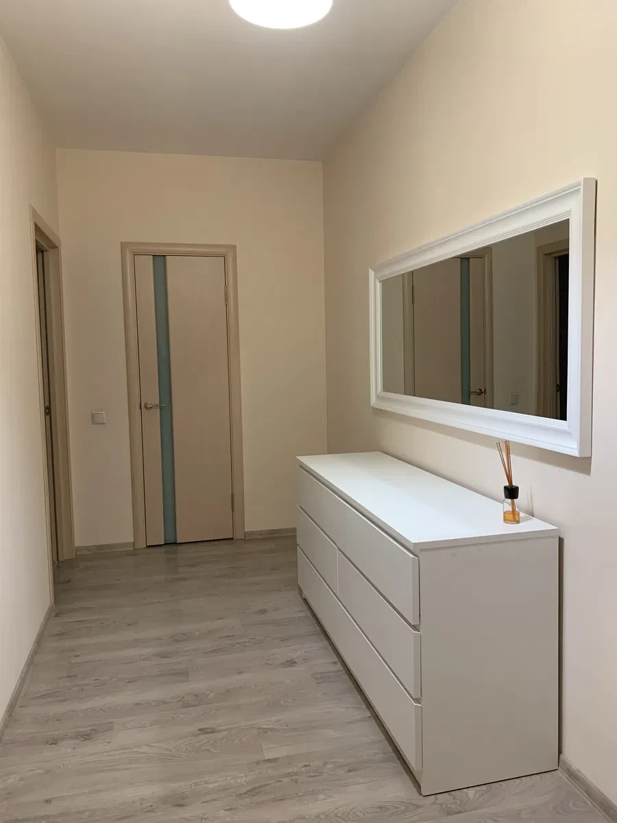 2-кімнатна квартира у ЖК Зелений острів: генератор, метро Берестейська - фото 1