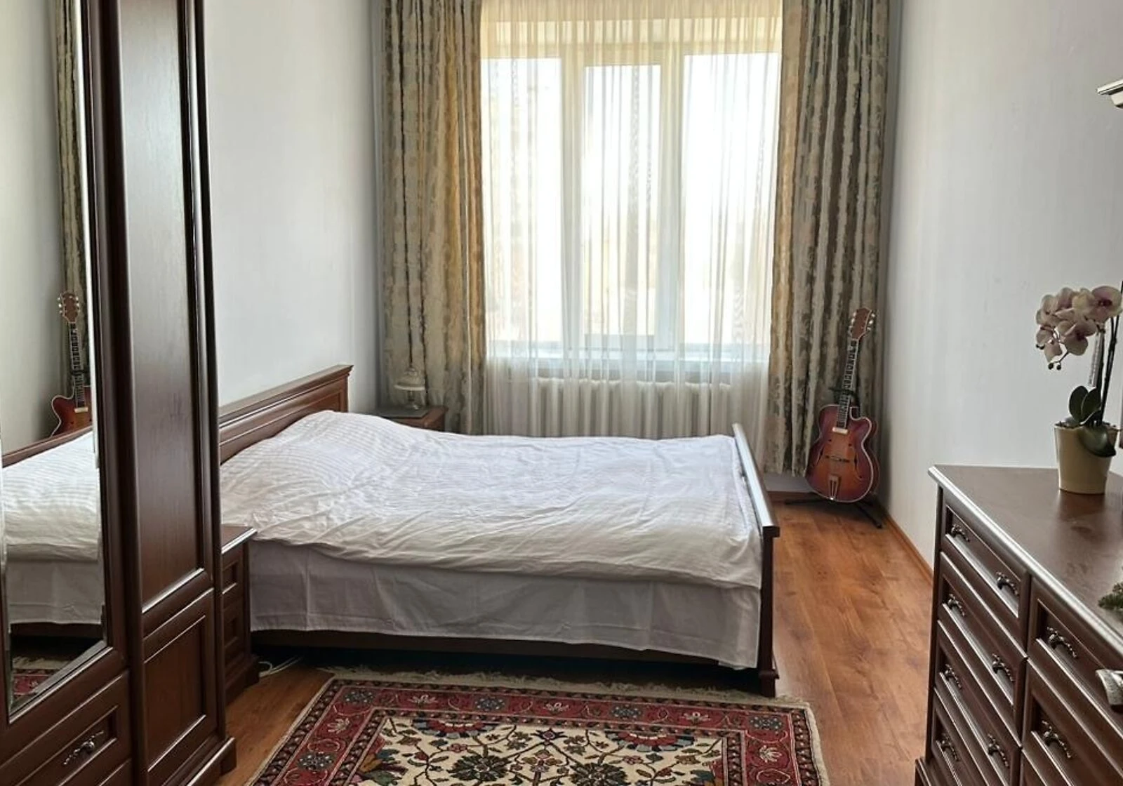 2-кімнатна квартира, Ближнє замостя: стеля 4 м, цегляні стіни - фото 2