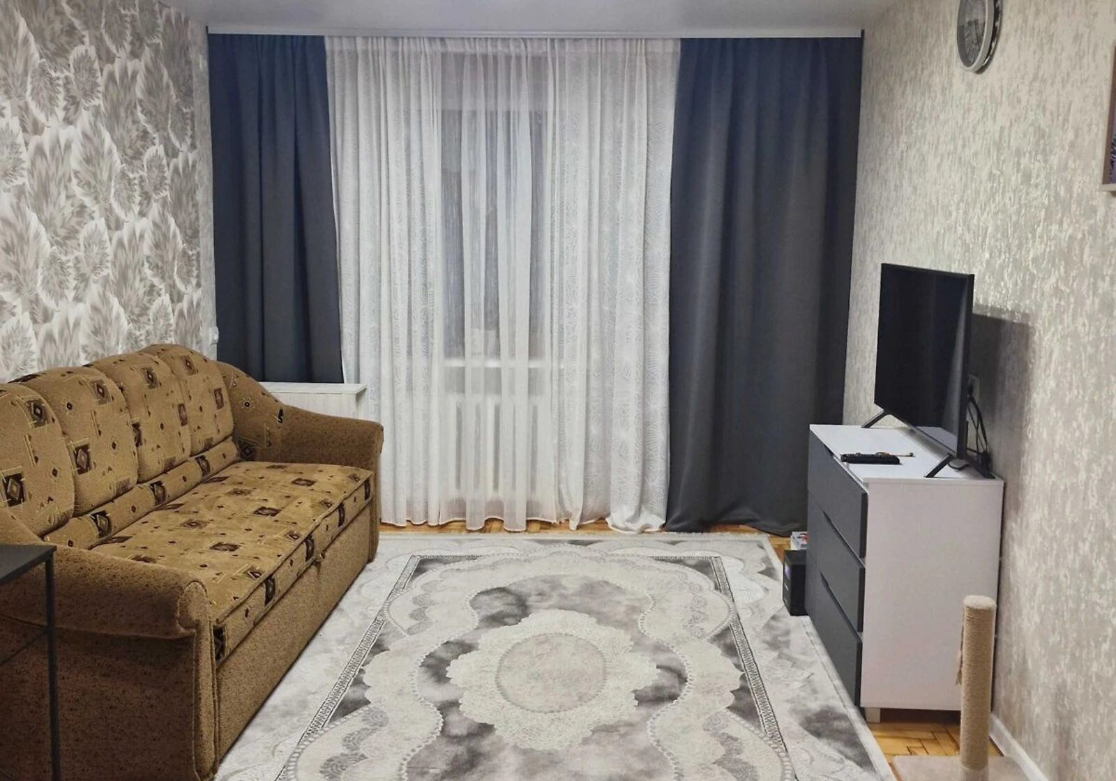 2-кімнатна квартира, Запоріжжя: євроремонт, паркетна підлога