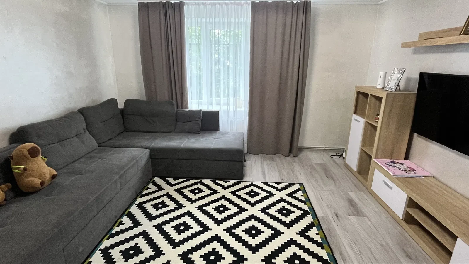 2-кімнатна квартира, Дрогобич: сучасний ремонт, підвал 5 м² - фото 2