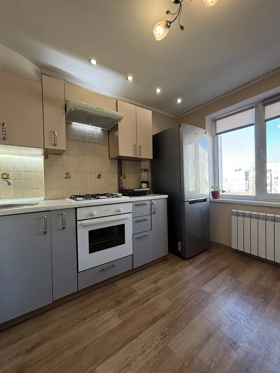 3-кімнатна квартира, Тополя-2: євроремонт, меблі та техніка - фото 4
