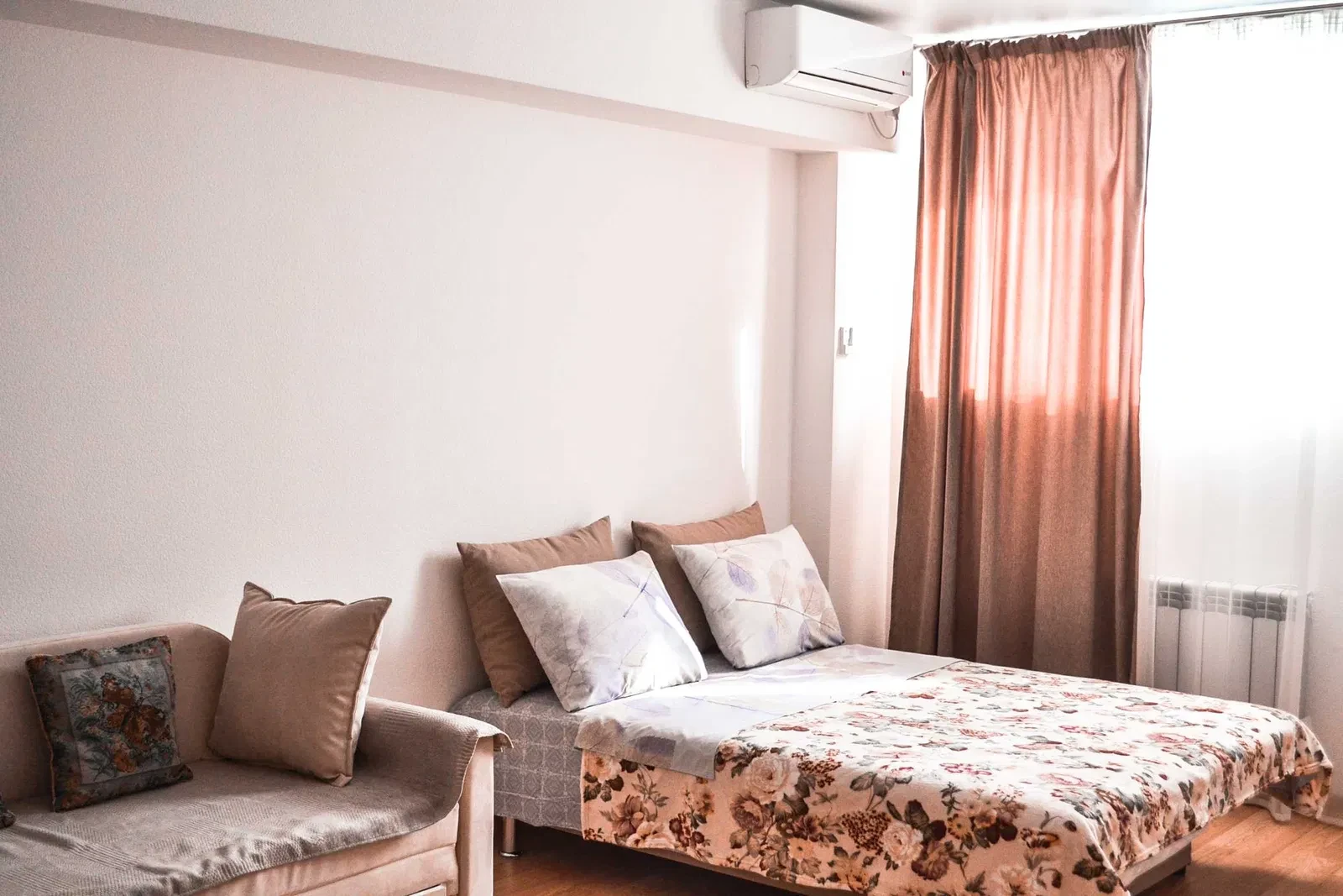2-кімнатна квартира у ЖК SMART HOUSE: 10 хв до метро Берестейська - фото 2