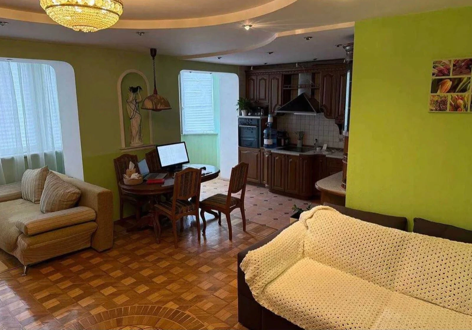 3-кімнатна квартира, Теремки-2: цегляний будинок, метро Васильківська