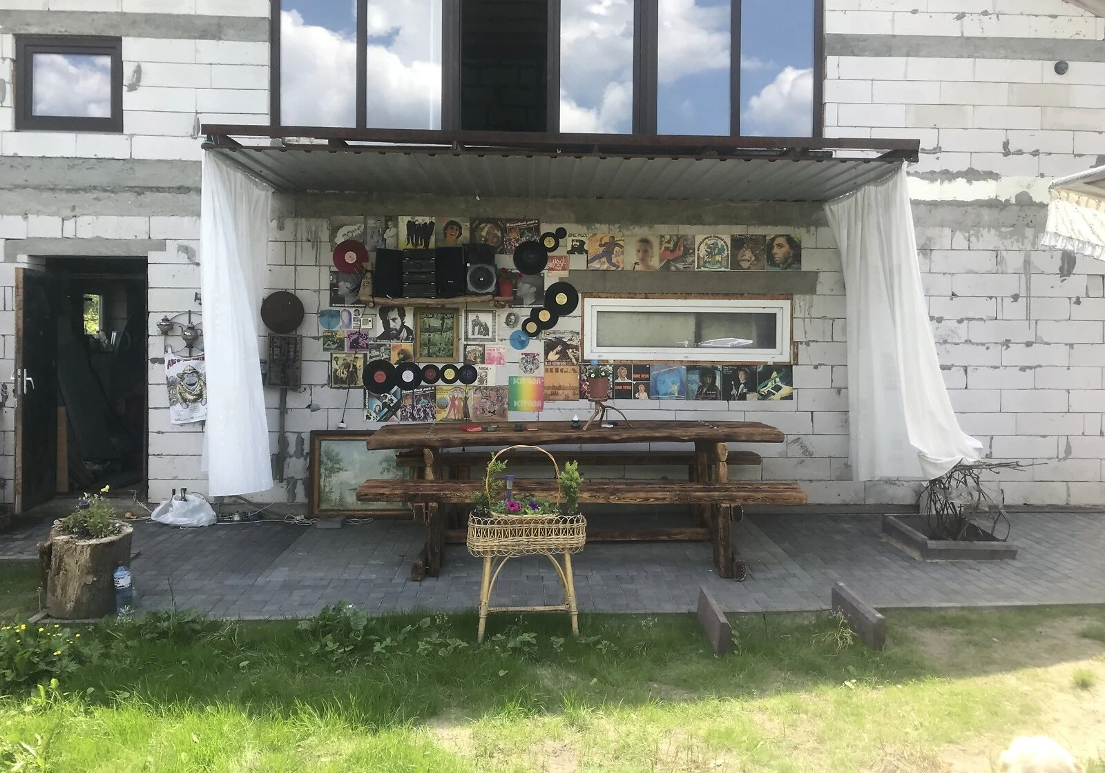 Будинок, Гостомель: ділянка 23 сотки, панорамні вікна - фото 1