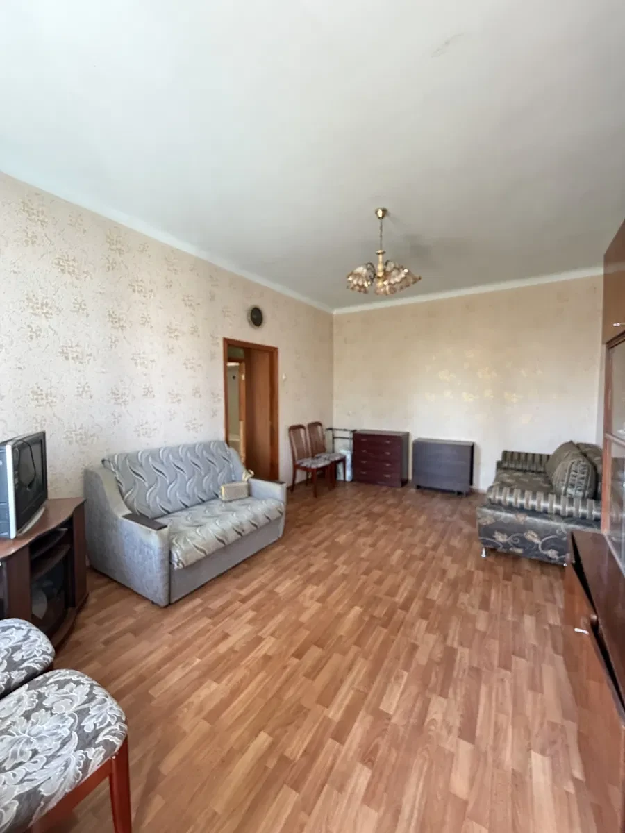 1-кімнатна квартира, Салтівський: сталінка, житловий стан, під оренду - фото 2