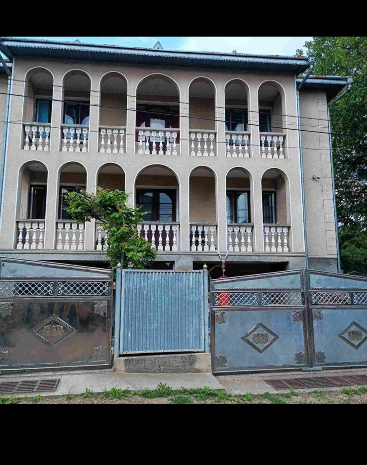 Будинок, Роша: басейн, 6 соток, єВідновлення - фото 1