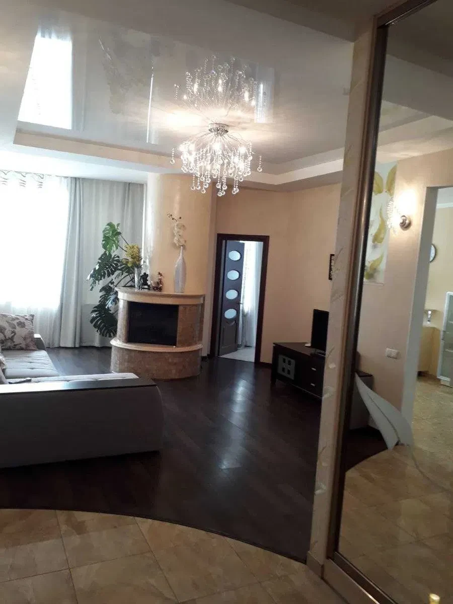 3-кімнатна квартира, Приморський: авторський ремонт, море, паркінг