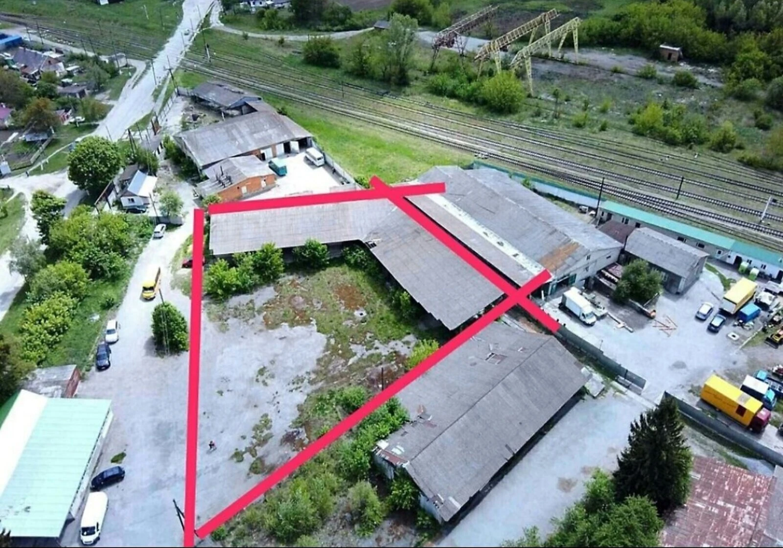 Приміщення, Ізяслав: для автосервісу, відкрита стоянка - фото 1
