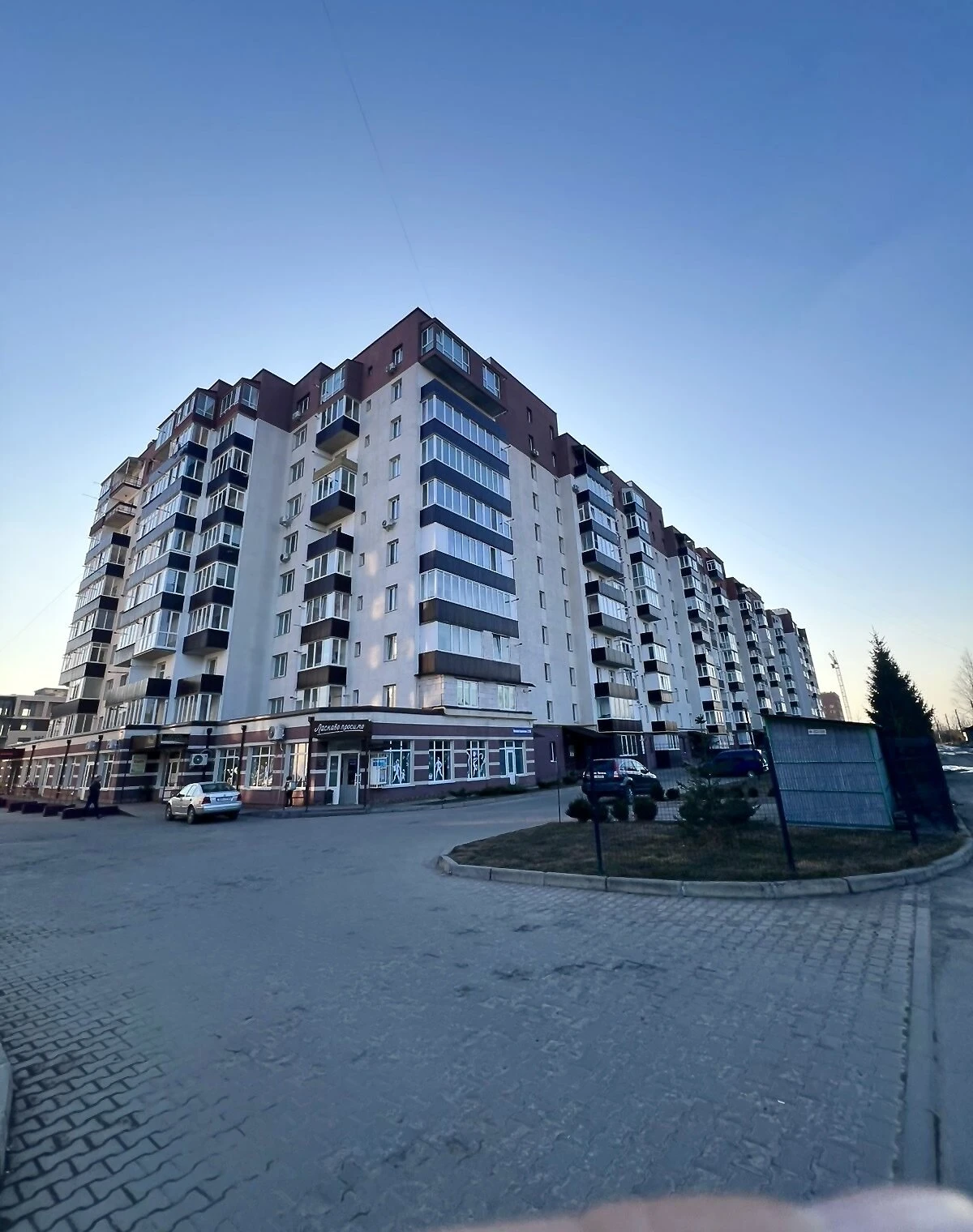 3-кімнатна квартира, Заріччя: укриття в будинку, резервне живлення - фото 1